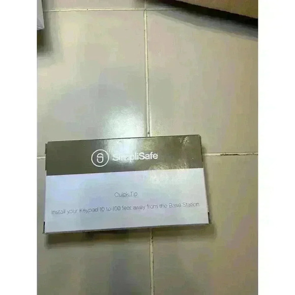 SimpliSafe wireless keypad - Picture 1 of 2